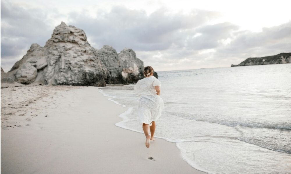 How Grounding Helps Your Body Go From Stressed to Calm